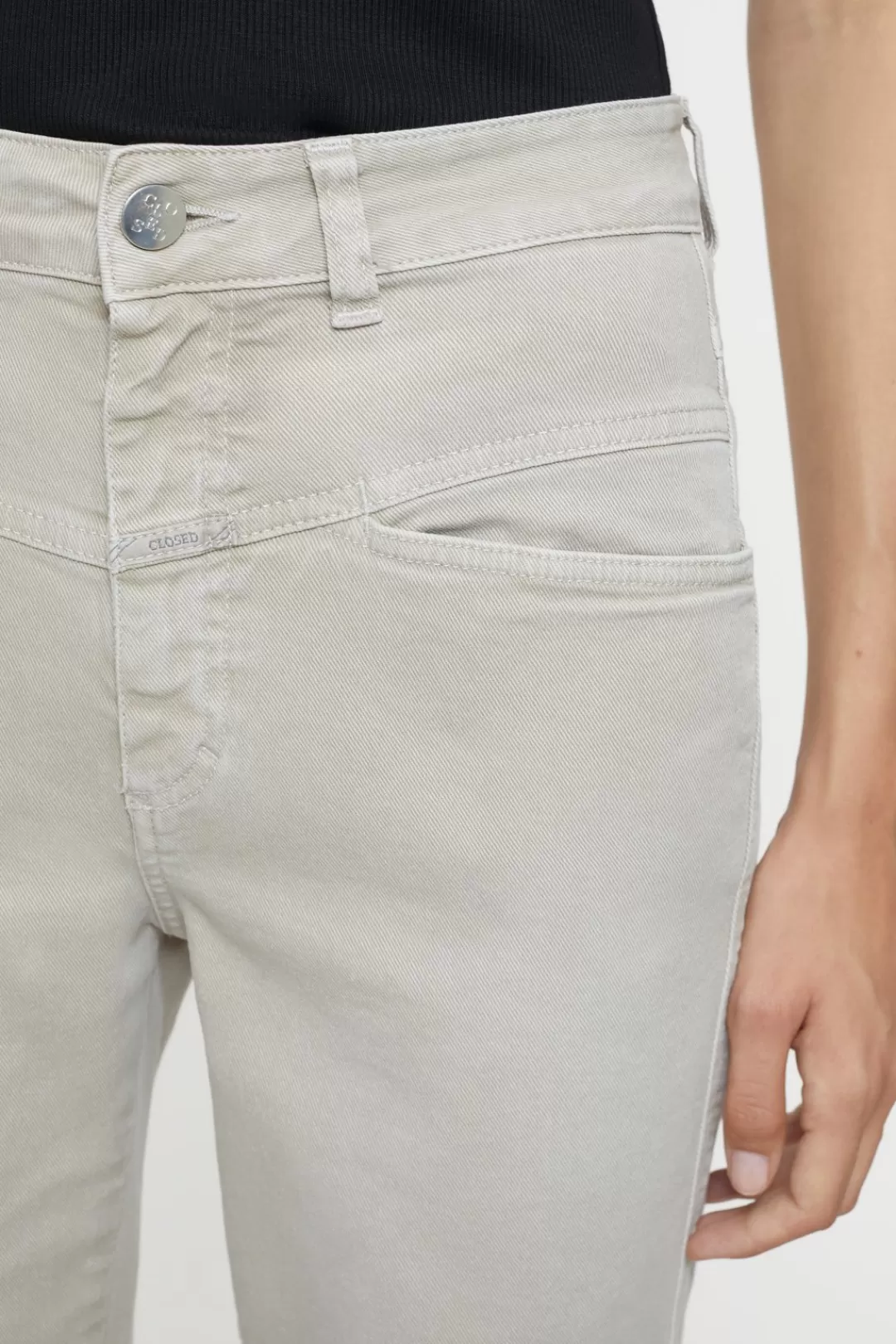 Store Heritage Jeans - Style Name Pedal Pusher Women STYLE NAME PEDAL PUSHER | X-POCKET FAMILY