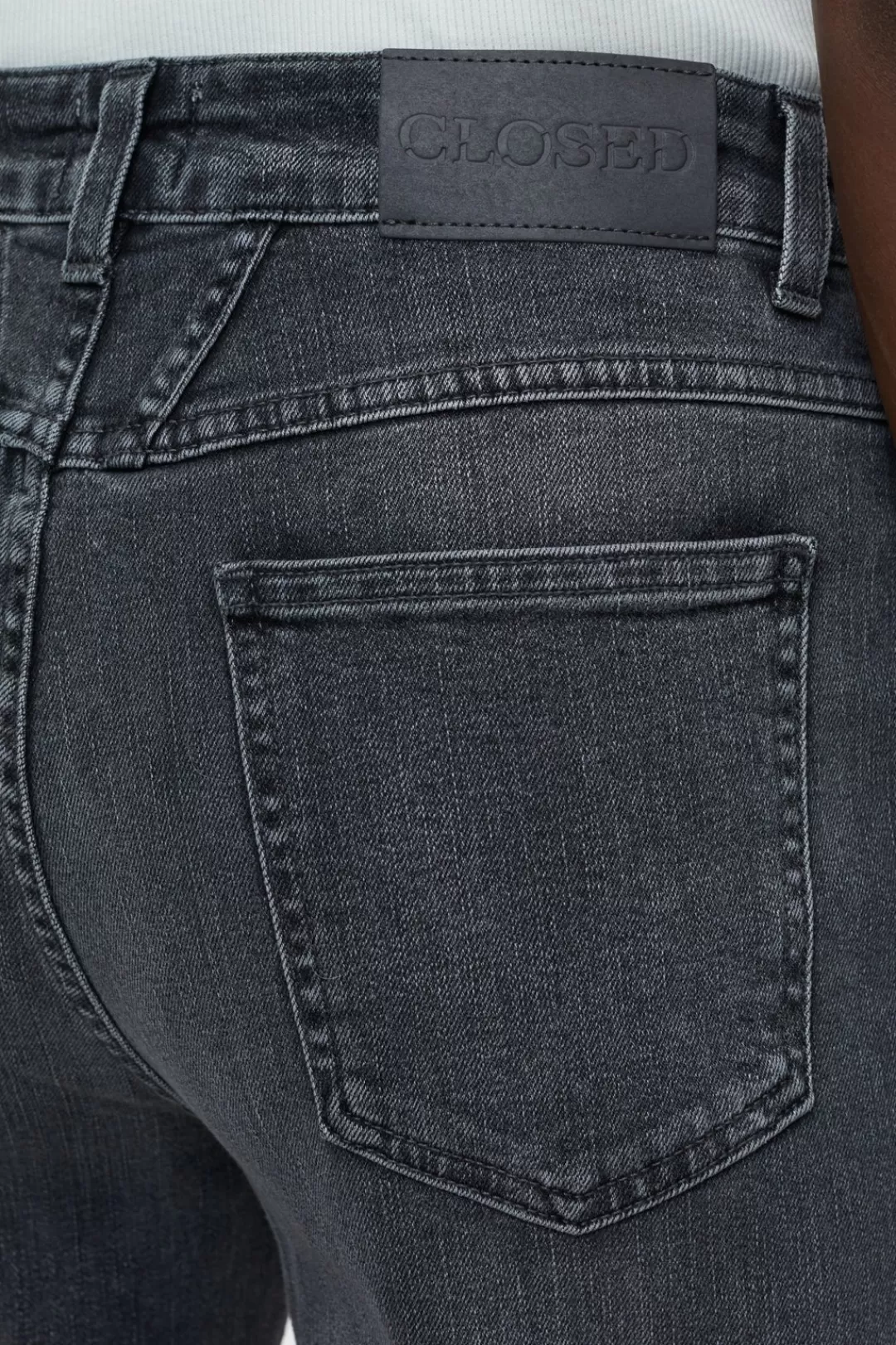 Shop Heritage Jeans - Style Name Pedal Pusher Women JEANS | STYLE NAME PEDAL PUSHER