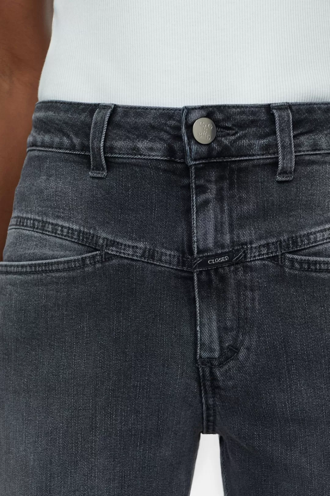 Shop Heritage Jeans - Style Name Pedal Pusher Women JEANS | STYLE NAME PEDAL PUSHER
