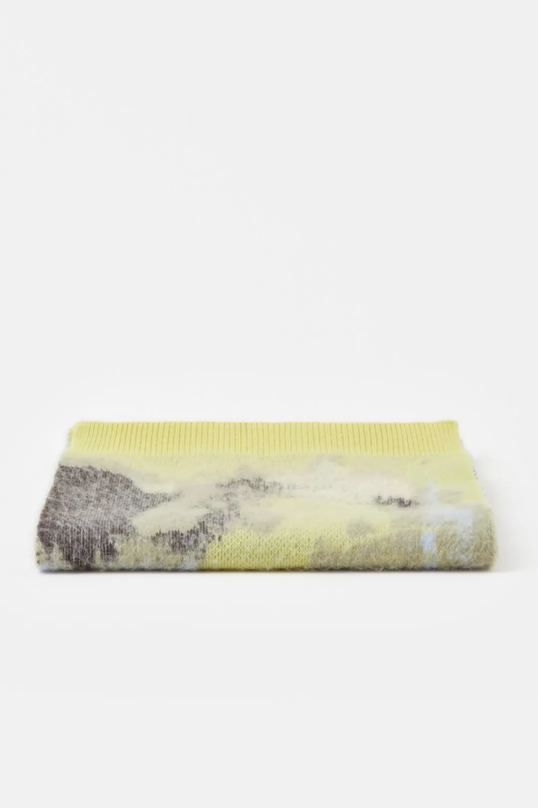 Shop Jacquard Scarf Women SCARVES & HATS