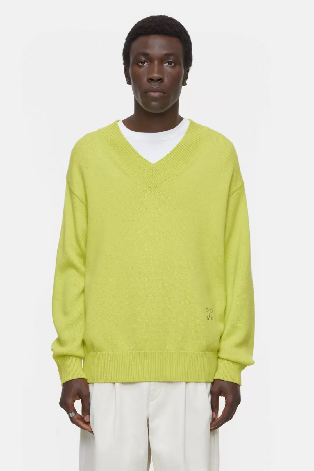 Online V-neck Sweater KNITS